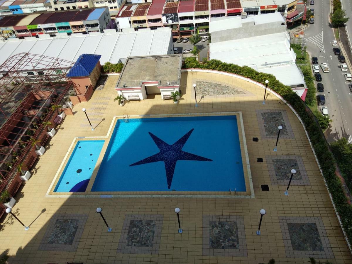 Plaza Melaka Raya Apartment Esterno foto