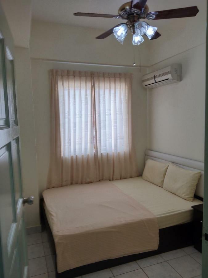 Plaza Melaka Raya Apartment Esterno foto