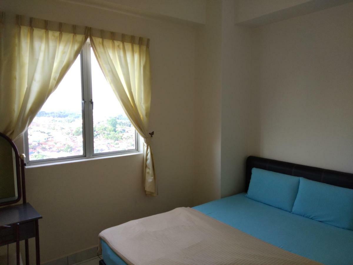 Plaza Melaka Raya Apartment Esterno foto