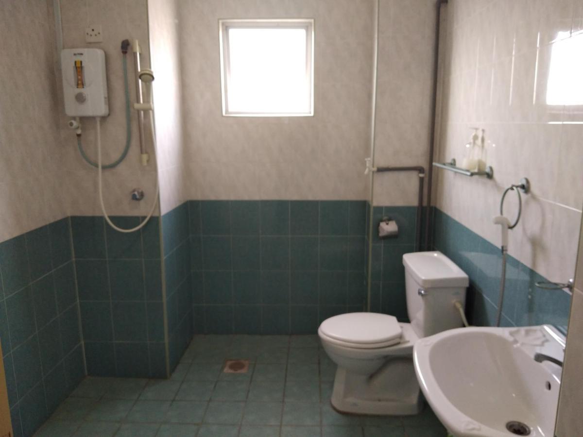 Plaza Melaka Raya Apartment Esterno foto